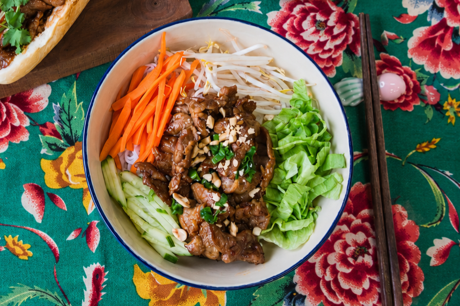 Grilled Noodle Sả-lad (Bún Thịt Nướng)